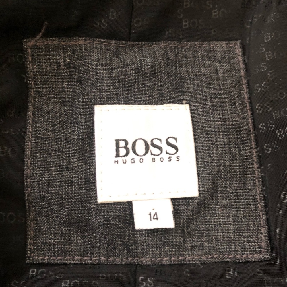 Hugo Boss - Picture 3 of 3